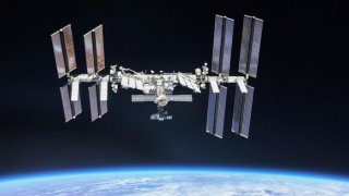 Tìm Hiểu Về Trạm Vũ Trụ  Space Station | Trung Notes